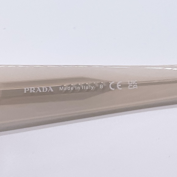 NEW PRADA SUNGLASSES IVORY WHITE PRADA EYEWEAR PR30YS - Picture 11 of 12